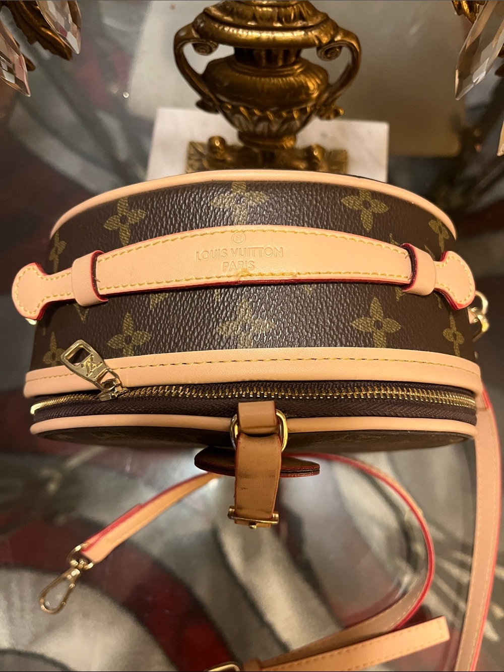 😎😎 Brown Monogram Round Crossbody with Natural & Red-Trim Strap😎🍋 NEW! - Picture 5 of 8